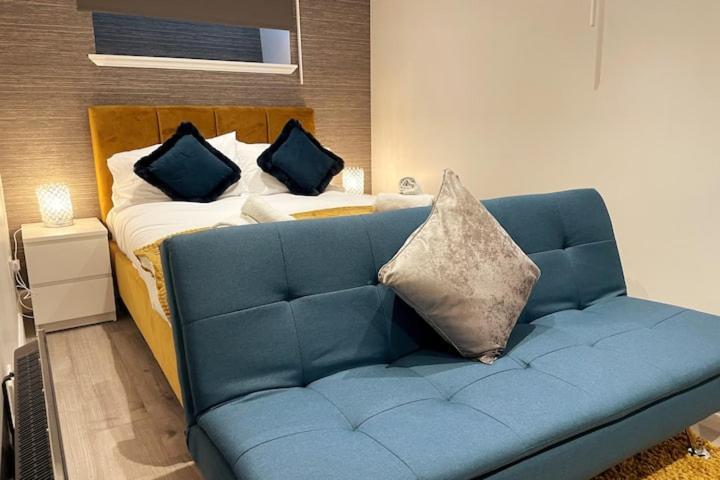 Lovely 3 Bedroom Apartment With Private Garden In Edinburgh City Centre Esterno foto