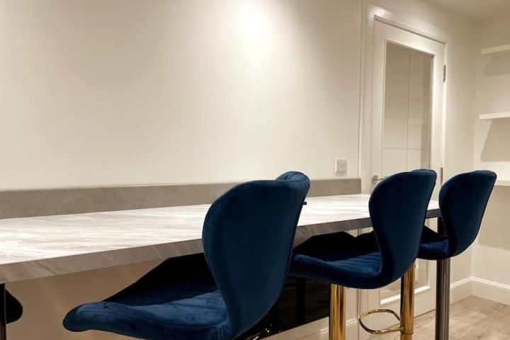 Lovely 3 Bedroom Apartment With Private Garden In Edinburgh City Centre Esterno foto