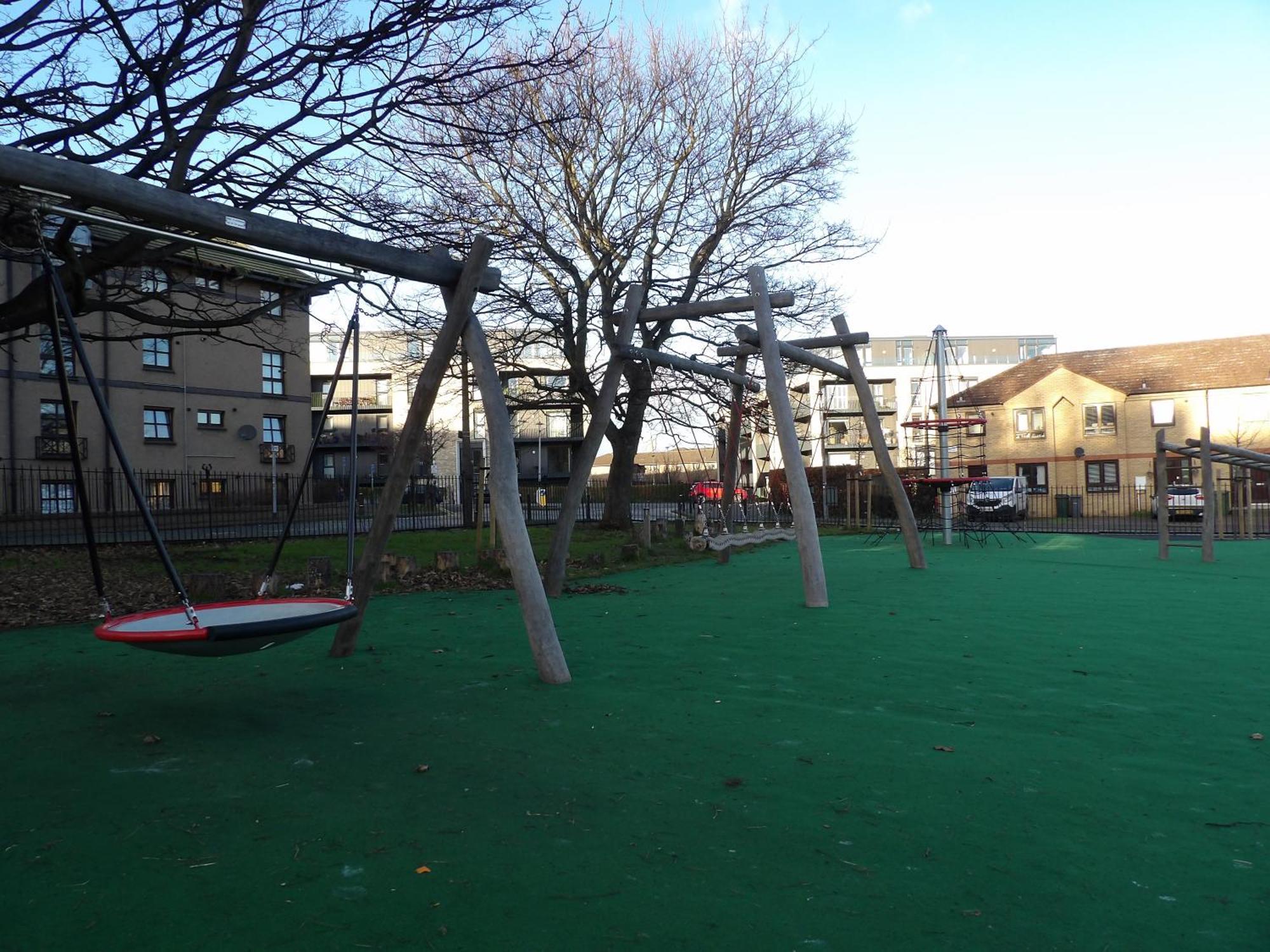 Lovely 3 Bedroom Apartment With Private Garden In Edinburgh City Centre Esterno foto
