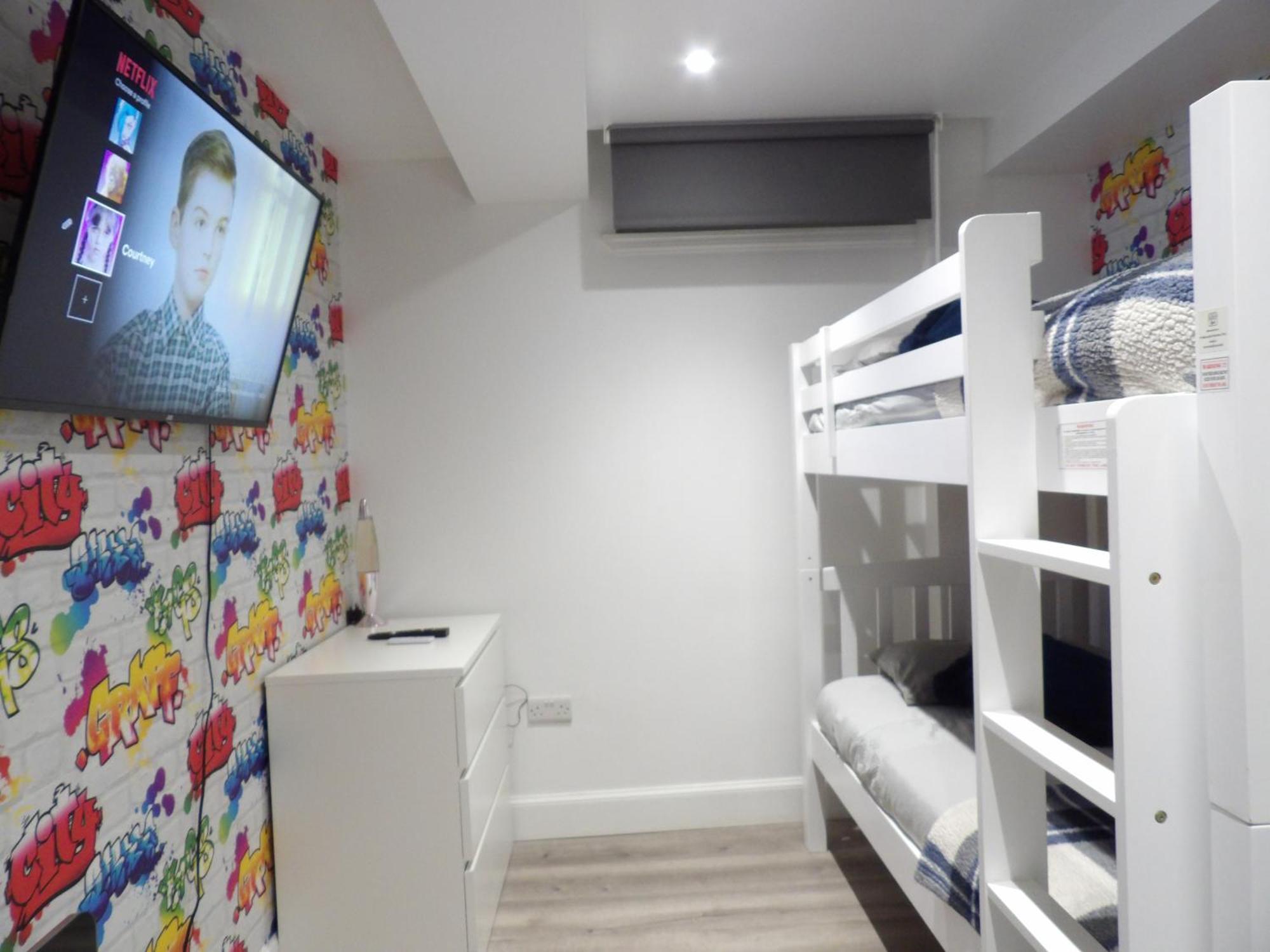 Lovely 3 Bedroom Apartment With Private Garden In Edinburgh City Centre Esterno foto