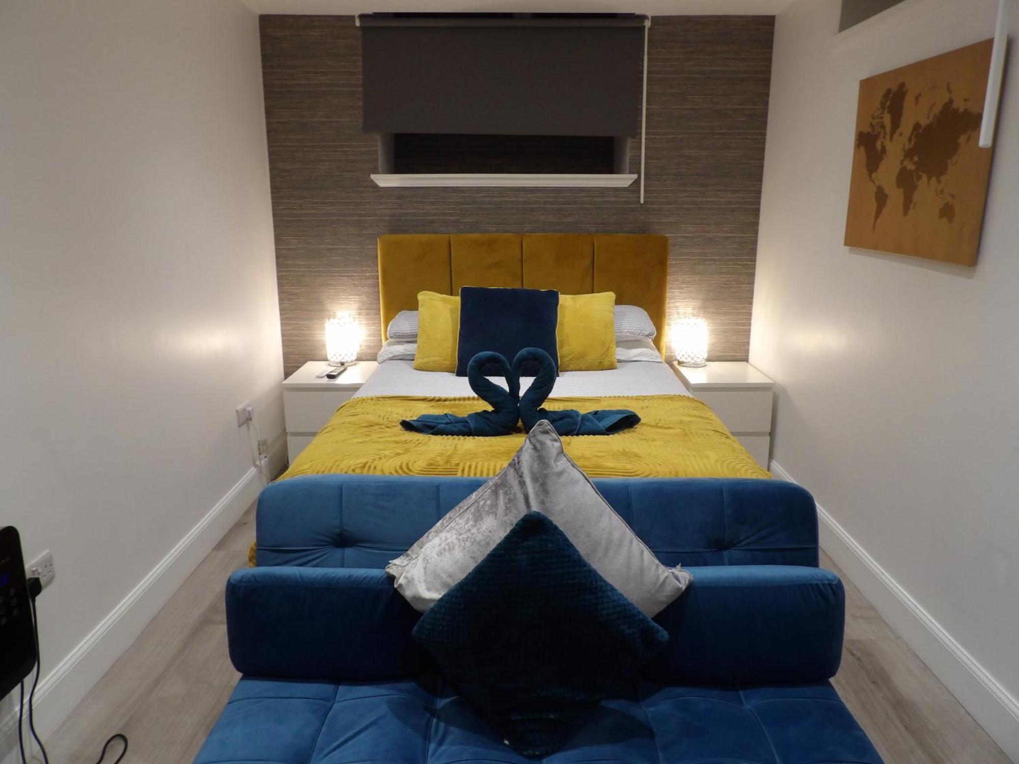 Lovely 3 Bedroom Apartment With Private Garden In Edinburgh City Centre Esterno foto